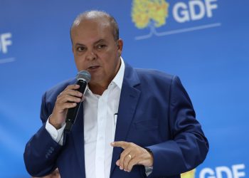 “Não é questão de apoio ao meu governo, é de dar sobrevivência ao BRB”, diz Ibaneis sobre projeto de lei