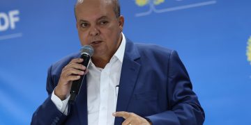 “Não é questão de apoio ao meu governo, é de dar sobrevivência ao BRB”, diz Ibaneis sobre projeto de lei