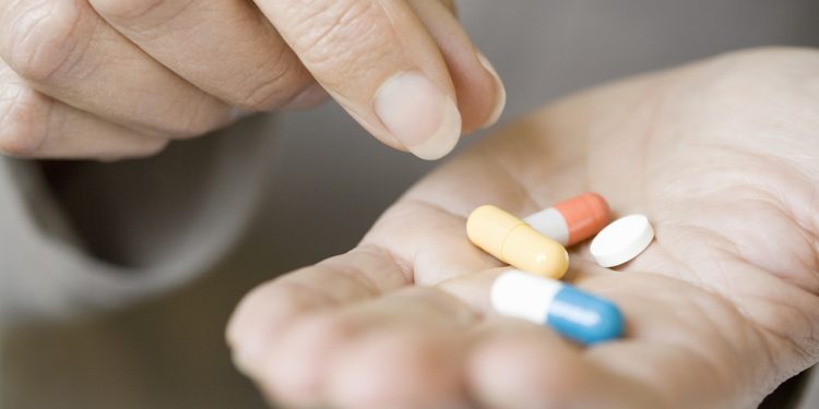 Desmame seguro de remédios psiquiátricos evita riscos à saúde. Entenda