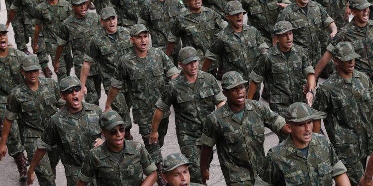 Pra que servem nossos militares?