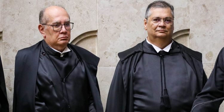 Brasil gasta R$ 20 bilhões com ‘penduricalhos’ de supersalários de servidores públicos