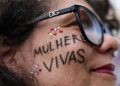 Feminicídio e violência contra a mulher: Medida protetiva tem falhas mas ainda salva vidas