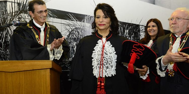 Morre, aos 73 anos, a desembargadora do TJDFT Maria de Lourdes Abreu