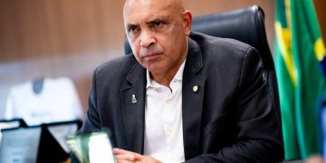 Após emendas, presidente da CLDF quer votar projeto do BRB nesta 3ª