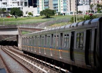 Metrô-DF: Estação Central é fechada por conta de chuva forte e raios