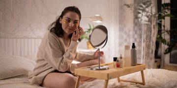 Dermatologistas alertam: excesso de skincare pode piorar acne