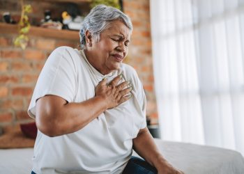 Cardiologista cita principais sinais que podem indicar um infarto