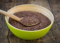 Nutricionista lista os maiores benefícios da linhaça para o intestino