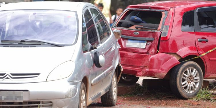 Menina de 12 anos que atropelou homem costumava manobrar carro do pai. Veja vídeo