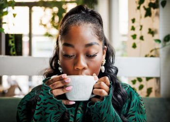 Nutri indica chás que ajudam a imunidade na chegada do outono