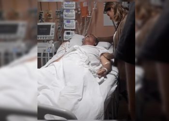 Bolsonaro no hospital: vídeo postado por deputado nesta segunda é de 2023. Veja vídeo