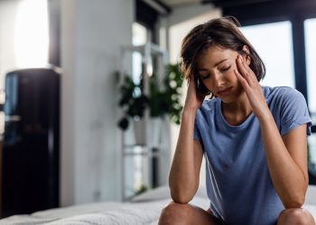 Crises de enxaqueca? 5 mudanças no dia a dia que fazem diferença