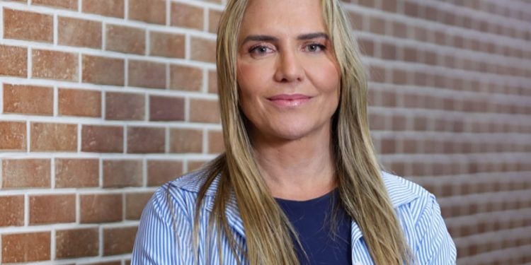 Celina Leão tomará posse no cargo de governadora do DF dia 30/3