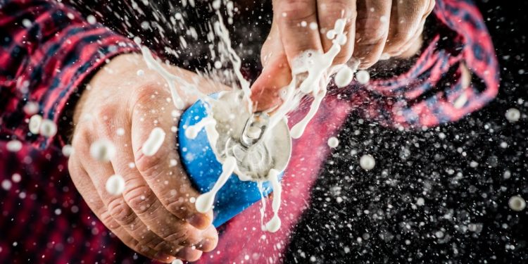 Cardiologistas alertam: energético diário pode afetar o coração