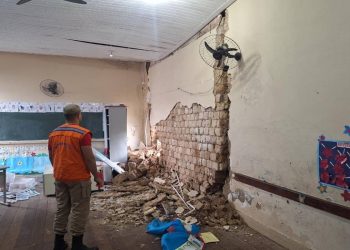 Escola é interditada após desabamento de parede durante chuva em Goiás