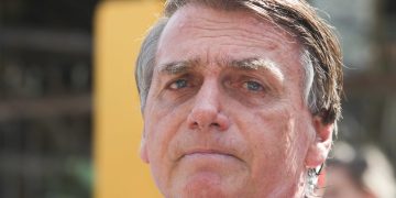 Broncopneumonia: Bolsonaro está na UTI com febre, calafrios e sudorese