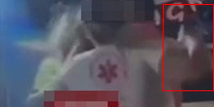 Porrada no Hugol: funcionária do Samu soca mãe de adolescente entubada. Veja vídeo