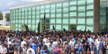 Bancários fazem mobilização a favor da aprovação do PL do BRB. Veja vídeo