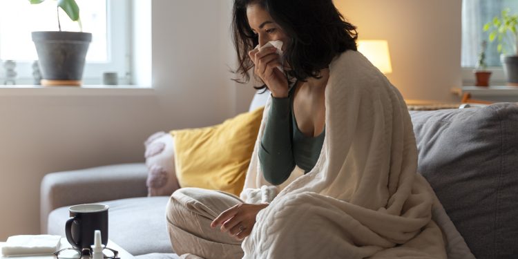 Outono chegou e o nariz entupiu? Saiba como aliviar o desconforto