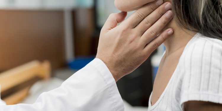Endocrinologistas explicam o que é a tireoidite de Hashimoto
