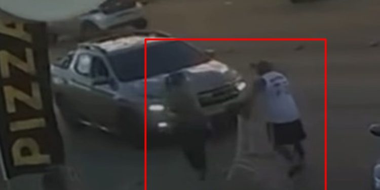 Discussão e cadeirada: homem atropela casal no DF e atinge comércio. Veja vídeo