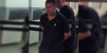 “Chorou bastante”, diz cobradora sobre adolescente abusada em ônibus. Veja vídeo