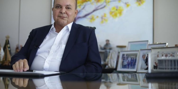 Ibaneis diz que deixa GDF com “sensação de missão cumprida“, fala sobre eleições e crise do BRB. Veja vídeo