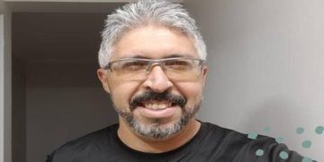 Professor que matou ex a tiros e voltou a dar aula é desligado de escola