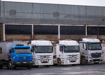 Como a alta do diesel já impacta rotina de caminhoneiros e produtores do DF