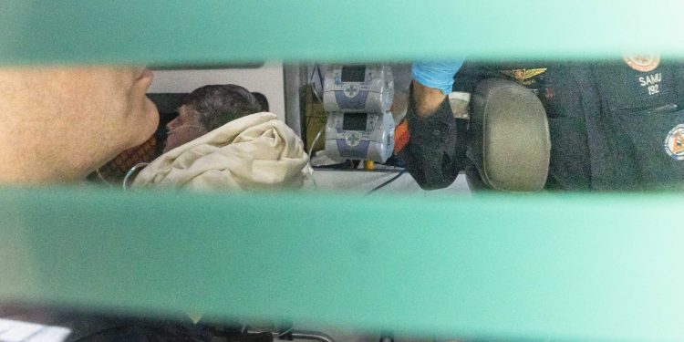 O “batalhão” de PMs e o forte esquema que cerca Bolsonaro no hospital