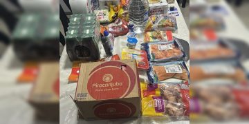 Cerveja, leite condensado e requeijão: funcionárias são presas por furtarem supermercado por 4 meses