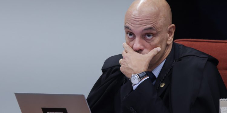 TJSP mantém condenação de homem que chamou Moraes de “advogado do PCC”