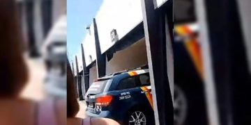 Sargento que usou viatura para transar com travesti em motel do DF vira réu