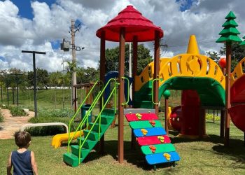 “Local de convivência e infância”: moradora critica retirada de parquinho no Noroeste