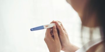 “Trimestre zero”: moda nas redes gera alerta sobre fertilidade