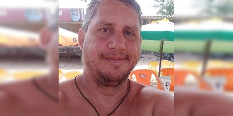 Corpo de PM foi encontrado nu em decomposição e havia sangue no quarto