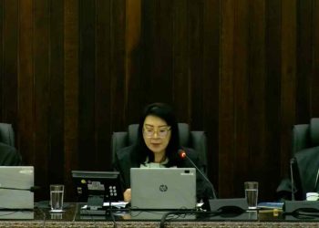 “Afronta”, diz presidente de tribunal após ataque racista a juízes. Veja vídeo