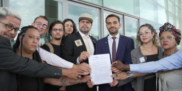 Rede e PSol protocolam novo pedido de impeachment contra Ibaneis