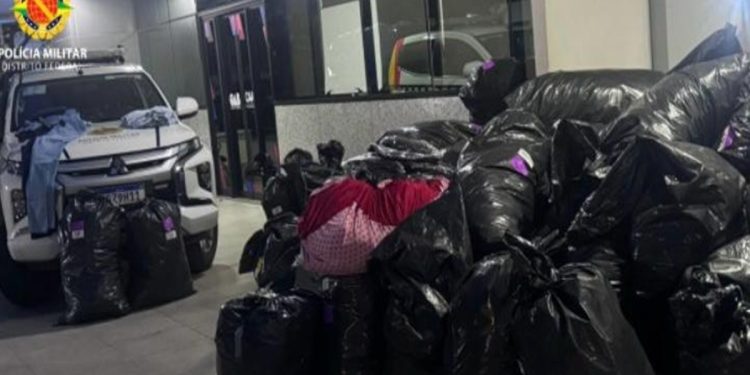 PMDF apreende 25 mil peças de roupas avaliadas em mais de R$ 1 milhão