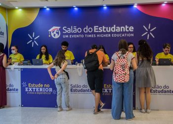 Quer estudar fora? Evento gratuito que orienta estudantes chega ao DF