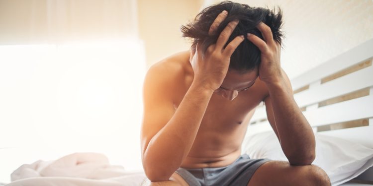 Homens relatam ter disfunção erétil cada vez mais cedo. Entenda razões