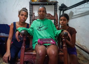 ‘Não há dignidade de nada’: Em Cuba, bloqueio dos EUA e apagões pioram vida de mulheres