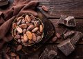 Apesar dos benefícios, consumo de chocolate amargo também pede cautela