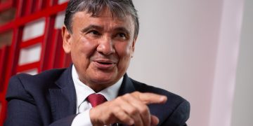 Wellington Dias volta ao Senado nesta terça para apoiar Messias ao STF