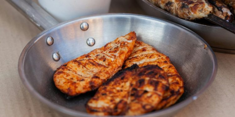 Descubra qual proteína pode ajudar no emagrecimento