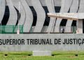 STJ mantém decisão que limita divulgação do meme “fumando dinheiro”