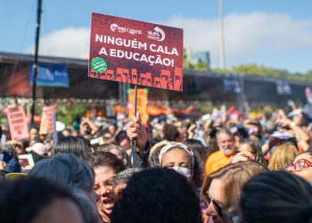 Mesmo com decisão do GDF, Sinpro mantém paralisação dos professores