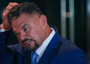 Deputado Hermeto, esposa e chefe de gabinete são indiciados por rachadinha