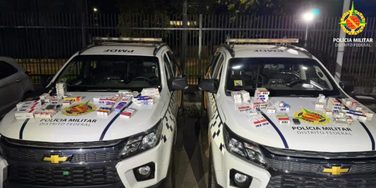 PMDF prende trio que furtou mais de 130 insulinas de farmácia no DF