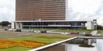 GDF pede à CLDF retirada de imóveis da lei de socorro ao BRB: “Erro”